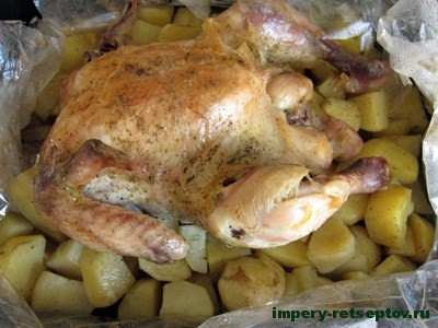 Курица в рукаве с картошкой