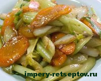 салат с сельдереем и морковью по-китайски