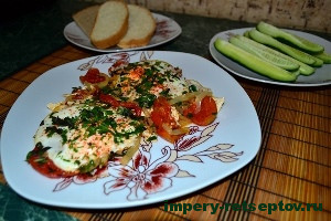 яичница с помидорами и болгарским перцем